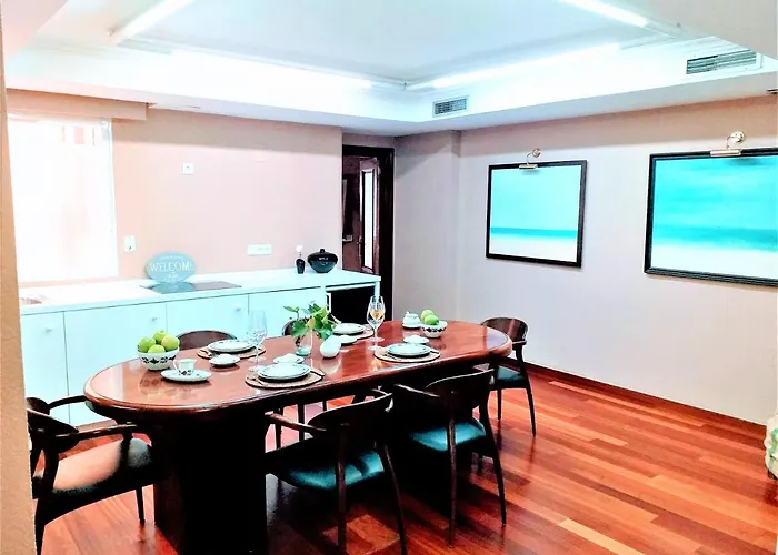 شقة Large With Large And Sunny Terrace - Garden , Center *