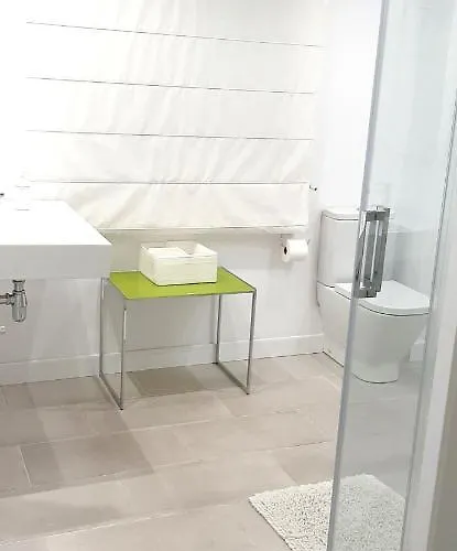 شقة Large With Large And Sunny Terrace - Garden , Center لقنت